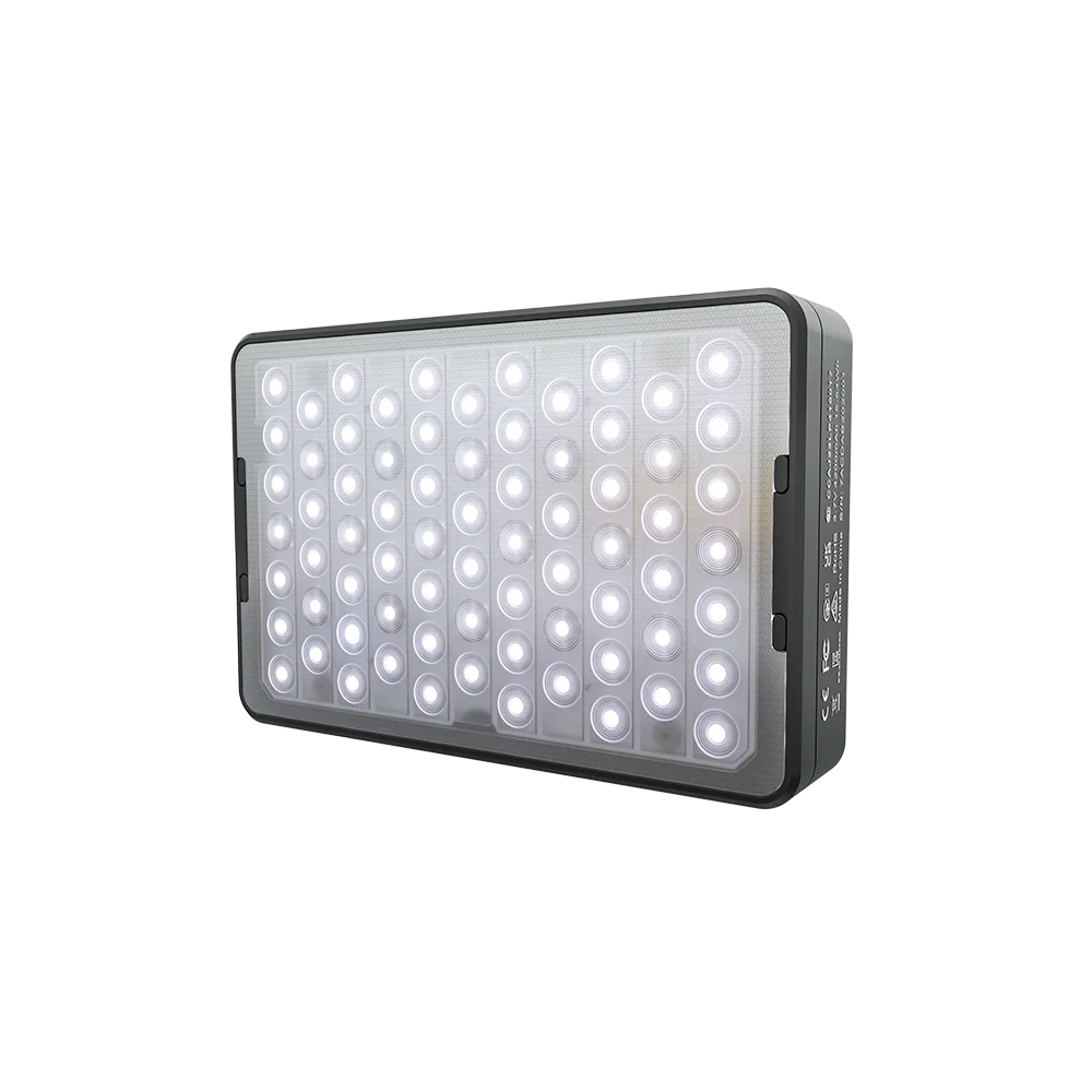 Face lumineuse de la LED compacte Aputure MC Pro
